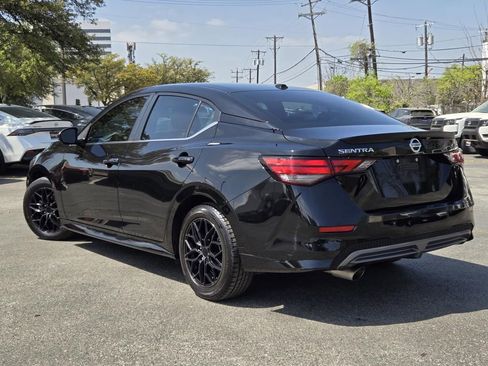 Used 2023 Nissan Sentra SR w/ SR Premium Package image 4