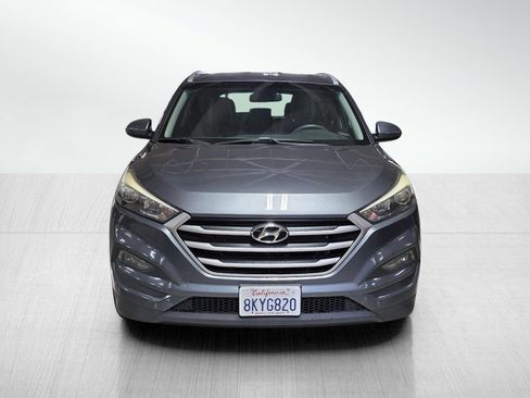 Used 2018 Hyundai Tucson SEL FWD image 2
