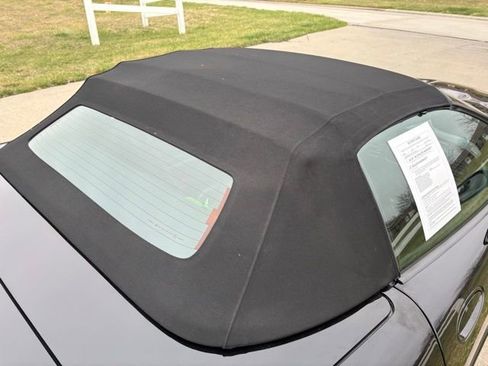 Used 2004 Chevrolet Corvette Convertible w/ Preferred Equipment Group image 23