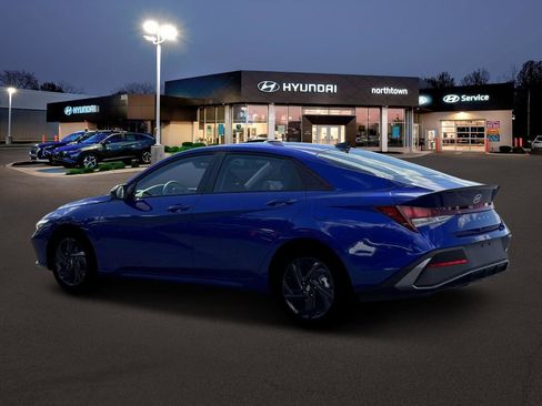 New 2026 Hyundai Elantra Sport image 4