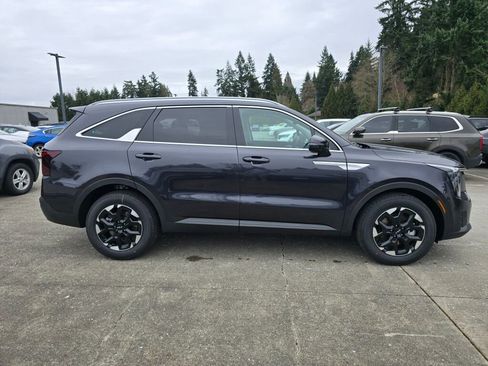 New 2026 Kia Sorento S image 6