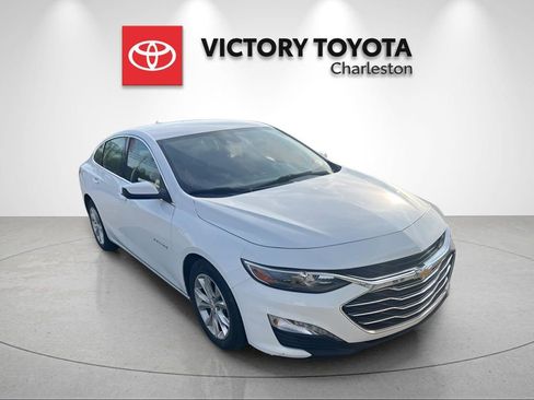 Used 2024 Chevrolet Malibu LT image 4