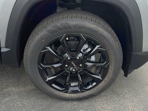 New 2027 GMC Terrain Elevation w/ Elevation Premium Package FWD image 9