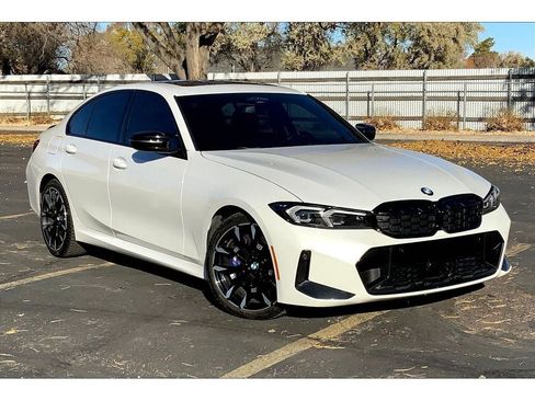 Used 2025 BMW M340i xDrive w/ Premium Package image 2