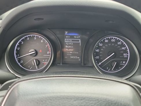 Used 2024 Toyota Camry SE FWD image 8