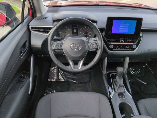 Certified 2023 Toyota Corolla Cross LE FWD image 16