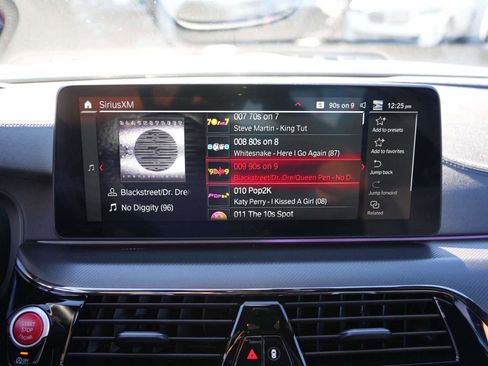 Used 2023 BMW M5 image 24