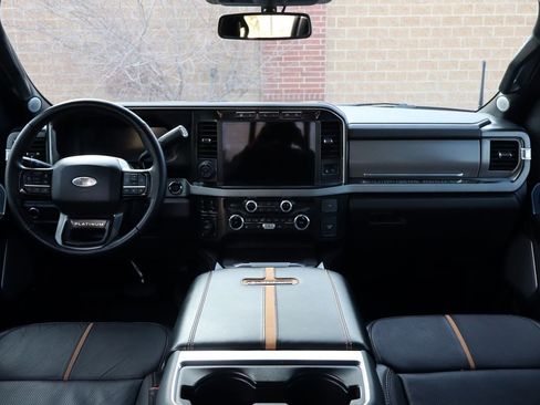 Used 2024 Ford F250 Platinum image 16