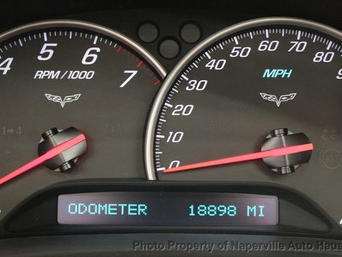 Used 2011 Chevrolet Corvette Convertible w/ Preferred Equipment Group RWD image 18