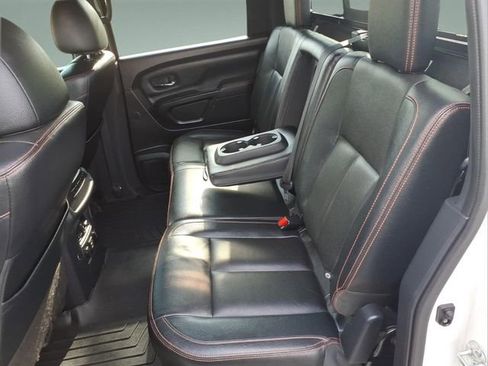 Used 2023 Nissan Titan PRO-4X w/ Pro-4x Convenience Package AWD/4WD image 33