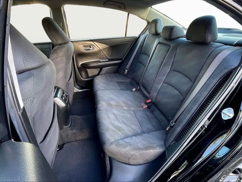 Used 2017 Honda Accord Hybrid Sedan image 21