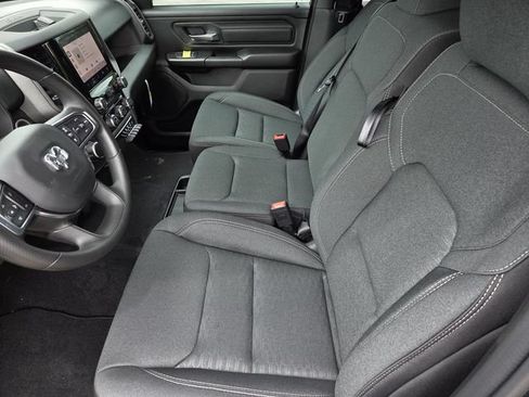 New 2026 RAM 1500 Express AWD/4WD image 24