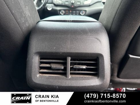 Used 2018 GMC Terrain SLE FWD image 13