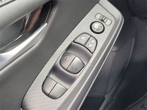 Used 2025 Nissan Sentra SV w/ All-Weather Package image 20