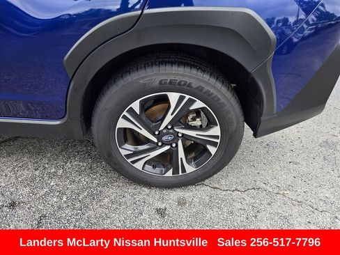 Used 2024 Subaru Crosstrek 2.0i Premium AWD/4WD image 12