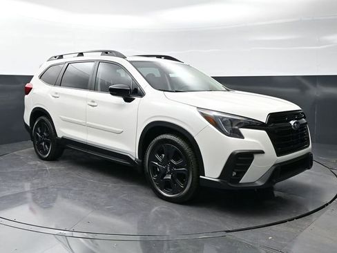 Used 2024 Subaru Ascent Onyx Edition w/ Popular Package Onyx image 3