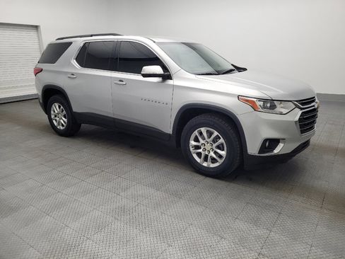 Used 2019 Chevrolet Traverse LT image 11