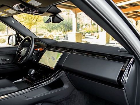 New 2025 Land Rover Range Rover Sport Dynamic SE AWD/4WD image 29
