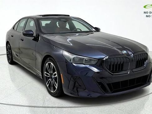 Used 2026 BMW 540i xDrive AWD/4WD image 2