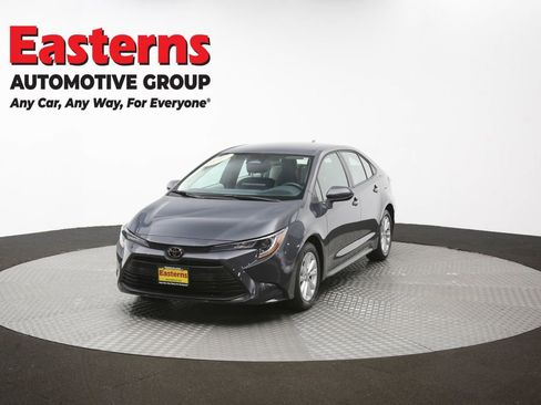 Used 2026 Toyota Corolla LE w/ LE Premium Package FWD image 54