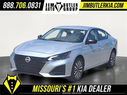 Used 2024 Nissan Altima 2.5 SV