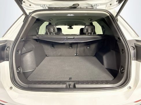 Used 2020 Chevrolet Equinox Premier AWD/4WD image 25