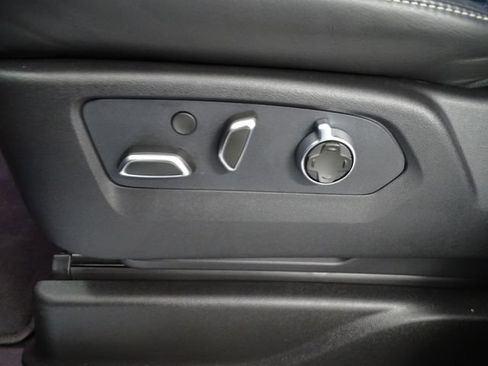 Used 2026 Cadillac Escalade V AWD/4WD image 3