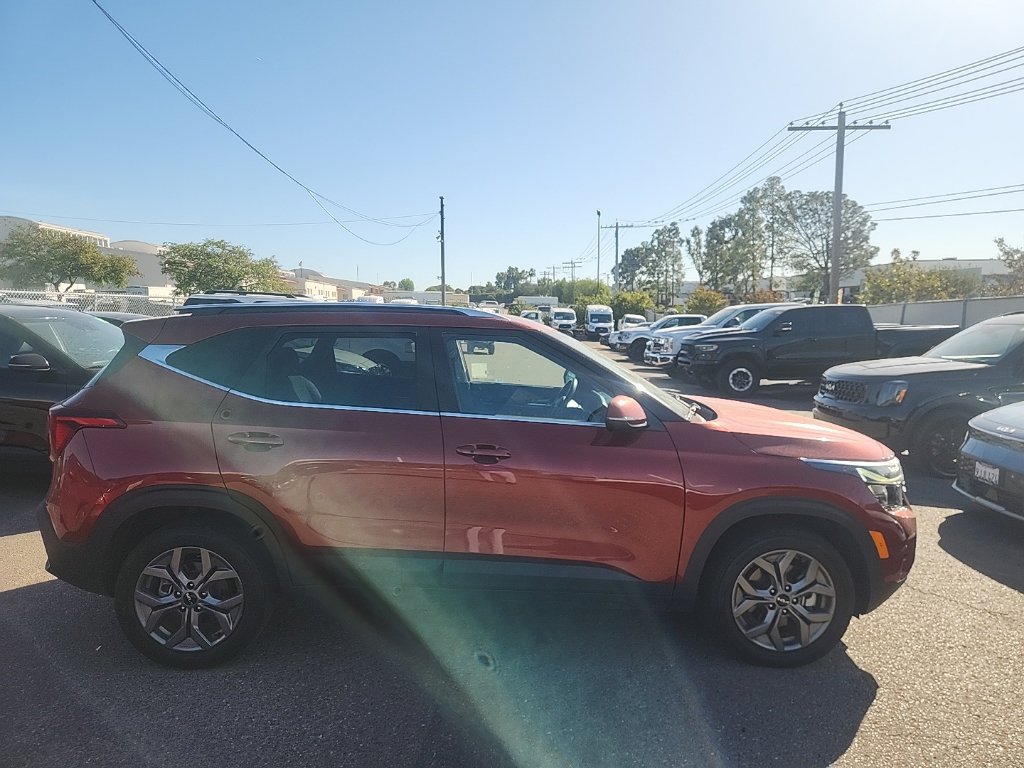 Certified 2024 Kia Seltos S AWD/4WD image 16