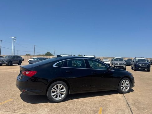 Used 2025 Chevrolet Malibu LT FWD image 22