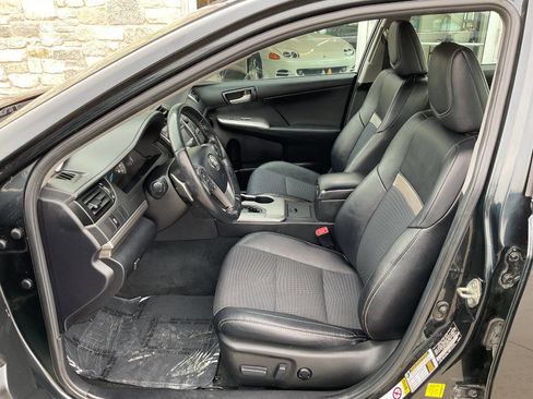 Used 2013 Toyota Camry SE image 13