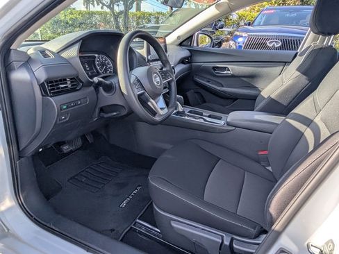 Certified 2023 Nissan Sentra SV FWD image 11