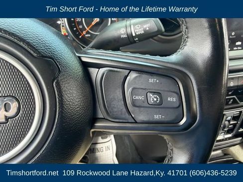 Used 2022 Jeep Gladiator Overland AWD/4WD image 17
