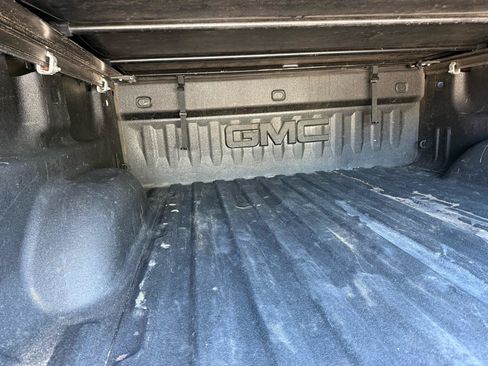Used 2015 GMC Sierra 1500 SLT w/ All-Terrain Package AWD/4WD image 13