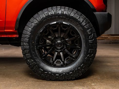 Used 2022 Ford Bronco Outer Banks w/ Sasquatch Package image 12