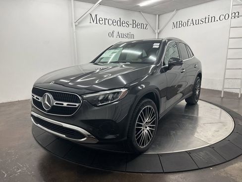 New 2026 Mercedes-Benz GLC 300 image 3