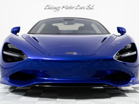 Used 2026 McLaren 750S Spider RWD image 13