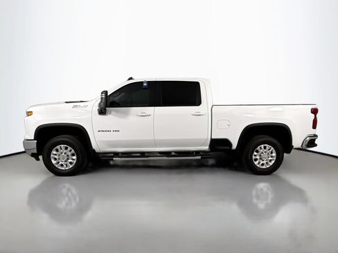 Used 2025 Chevrolet Silverado 2500 LT AWD/4WD image 4