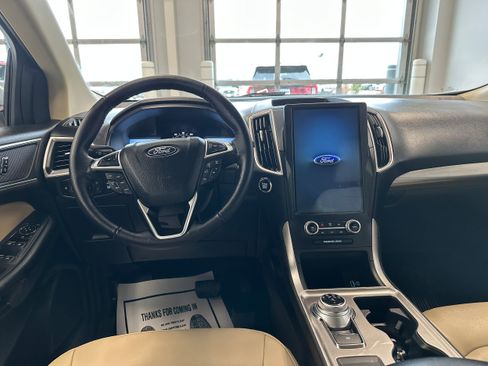 Used 2023 Ford Edge SEL w/ Convenience Package AWD/4WD image 16