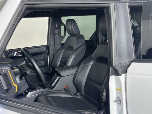 Used 2024 Ford Bronco Badlands image 23