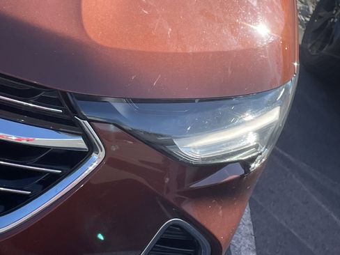 Used 2021 Buick Envision Essence image 4