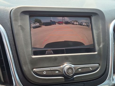 Certified 2024 Chevrolet Equinox LS w/ LS Convenience Package FWD image 20