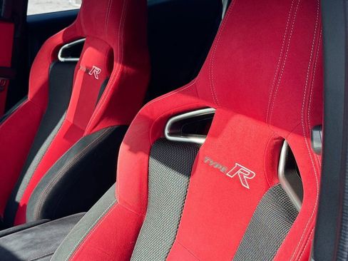 Used 2017 Honda Civic Type R image 19
