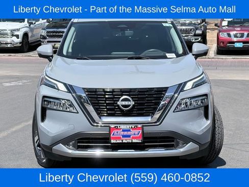 Used 2022 Nissan Rogue Platinum w/ Head-Up Display Package FWD image 3