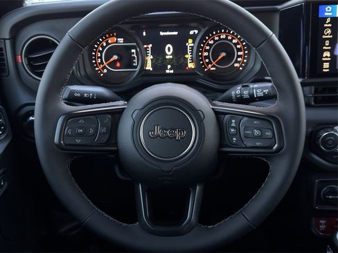 New 2025 Jeep Wrangler Unlimited Rubicon image 12