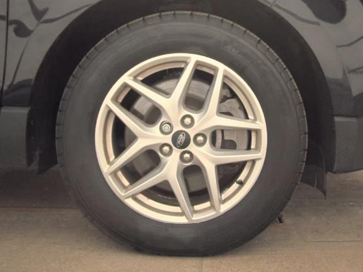Used 2024 Ford Edge SEL w/ Convenience Package AWD/4WD image 16