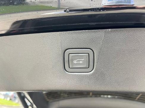 New 2026 Chevrolet Blazer LT w/ Convenience Package FWD image 7
