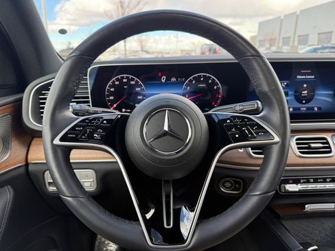 Certified 2024 Mercedes-Benz GLE 350 4MATIC image 9