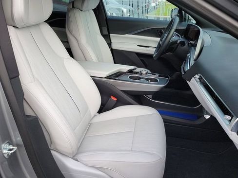 Used 2025 Cadillac Lyriq Sport image 21