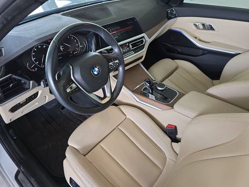 Used 2020 BMW 330i Sedan w/ Convenience Package RWD image 4