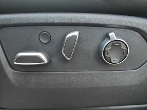 Used 2026 Cadillac Escalade V image 30